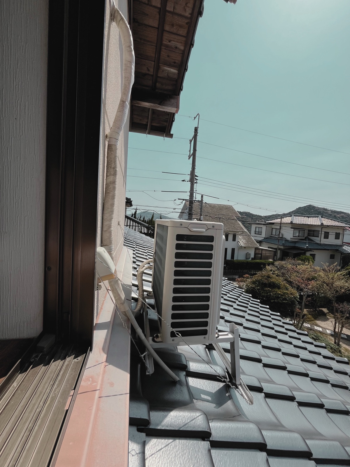 エアコン室外機のビフォー写真