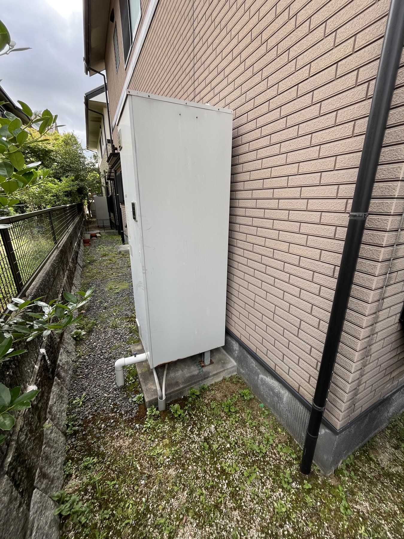 山口市 エコキュート交換（電気温水器からエコキュート）の施工写真